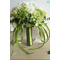 Vert et blanc avec la main brodée de chrysanthème tenant des fleurs pour le mariage - Page 1