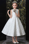Robe de fille de fleur Balançoire Couvert de Dentelle Sans Manches - Page 1