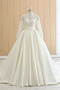Robe de mariée Manche Longue Haute Couvert Eglise Manche de T-shirt - Page 1