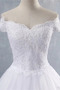 Robe de mariage Vente Laçage A-ligne Drapé Rosée épaule Triangle Inversé - Page 5