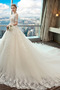 Robe de mariage Longue Triangle Inversé A-ligne Salle Décalcomanie - Page 3