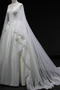 Robe de mariée a ligne Perler Sans Manches Cérémonial Traîne chapelle - Page 3