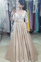 Robe de bal Hiver Traîne Courte Couvert de Dentelle Manche Aérienne - Page 1