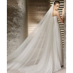 La robe de mariée mariée voile fil doux 3 mètres de long et deux couches de voile souple