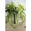 Vert et blanc avec la main brodée de chrysanthème tenant des fleurs pour le mariage