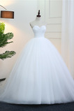 Robe de mariée Printemps Cathédrale Tulle Naturel taille Plumes