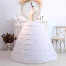 Robe de mariée 8 tours jupon spécial boule de grand diamètre plus jupon gonflé