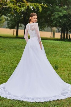 Robe de mariée Dramatique Naturel taille Dentelle Traîne Longue