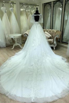 Robe de mariée Manche Courte Décalcomanie Cathédrale a ligne