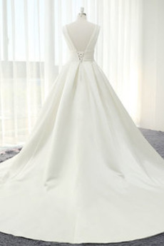 Robe de mariée Dos nu Salle Epurée Naturel taille Col en V Foncé