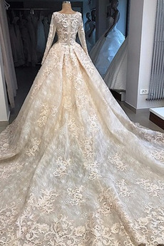 Robe de mariée Hiver Fermeture éclair a ligne Tulle Couvert de Dentelle