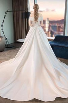 Robe de mariée Satin Drapé Naturel taille A-ligne Manche Courte