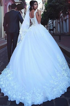 Robe de mariée Lacez vers le haut Col en V Foncé Triangle Inversé