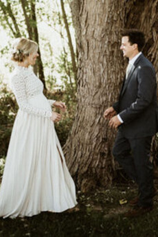 Robe de mariée Taille haute Elégant Longueur de plancher Couvert de Dentelle