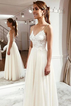 Robe de mariée Dentelle Jardin Col en V Foncé Bretelles Spaghetti