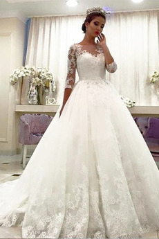 Robe de mariée Broderie A-ligne Dentelle Formelle Traîne Moyenne