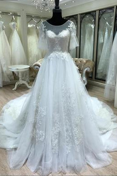 Robe de mariée Manche Courte Décalcomanie Cathédrale a ligne