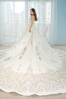 Robe de mariée Appliquer Longue A-ligne Col en Cœur Sans Manches