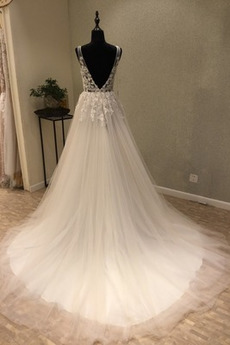 Robe de mariée Dentelle Été De plein air Traîne Mi-longue Décolleté Dans le Dos