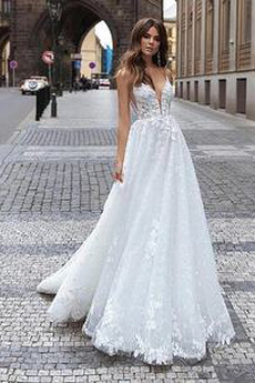 Robe de mariée Salle Col en V Foncé Décolleté Dans le Dos Tulle