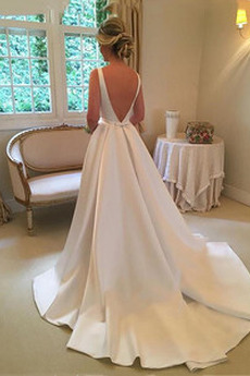 Robe de mariée Simple De plein air Satin Vente Hiver Traîne Courte