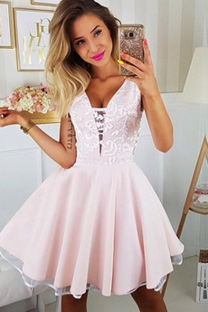 Robe de cocktail Col en V Couvert de Dentelle A-ligne Sans Manches