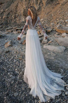 Robe de mariée Norme Sexy Manche de Pétale Col en V Foncé Dos nu