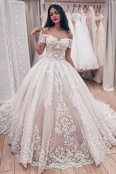 Robe de mariée Manche Courte Couvert de Dentelle Naturel taille