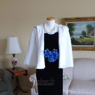 Cape de mariée courte à capuche Cape de mariée nuptiale Cape courte - Page 1