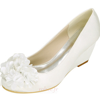 Automne chaussures plates rétro tête carrée bouche peu profonde fleurs fleurs à la main chaussures mode douce - Page 1