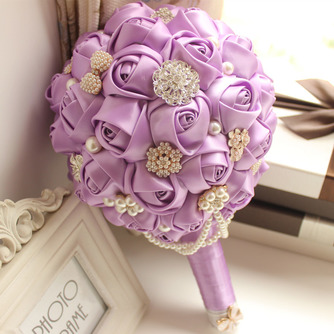 Mariage de haute qualité sur le thème personnalisé violet avec des fleurs - Page 1