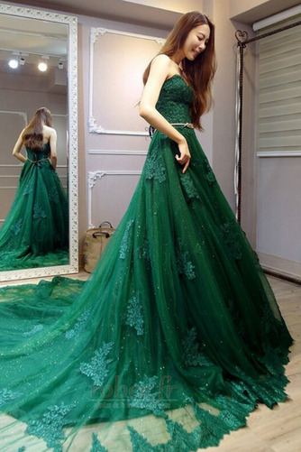 Robe de bal A-ligne Epurée Traîne Mi-longue Triangle Inversé - Page 2