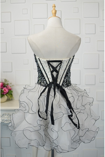 Robe de cocktail Courte Dramatique A-ligne Sans Manches gossamer - Page 2