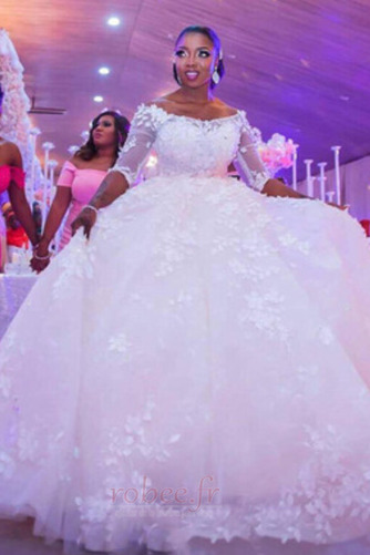 Robe de mariée Vente Cathédrale Perlé Manche Demi Laçage Naturel taille - Page 1