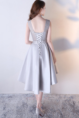 Robe de cocktail Satin Lacez vers le haut Couvert de Dentelle - Page 2