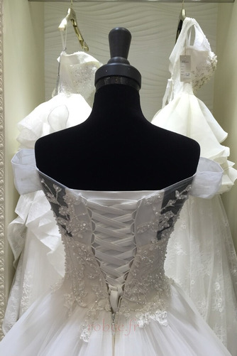 Robe de mariage net Ancien Laçage Eglise Mancheron Train de petit - Page 4