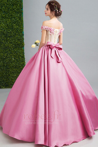 Robe de bal Tulle A-ligne Hiver Triangle Inversé Manche Courte - Page 3