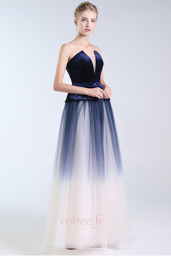 Robe de bal Laçage Sans Manches Velours Col en V Foncé Dent de scie - Page 3