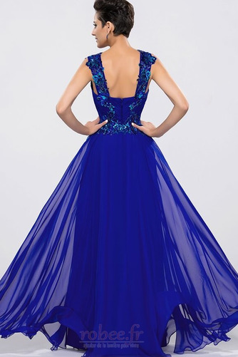 Robe de soirée Col en V Médium Naturel taille Couvert de Dentelle - Page 3