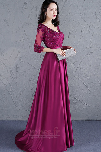 Robe de soirée Soie Perle Traîne Courte Couvert de Dentelle 3/4 Manche - Page 3