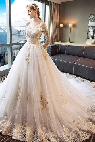 Robe de mariage A-ligne Dentelle Lacez vers le haut Printemps - Page 1