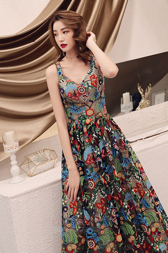 Robe de soirée Col en V Foncé Sans Manches Festin Col en V Naturel taille - Page 4