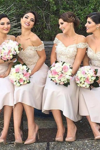 Robe de demoiselle d'honneur a ligne Longueur Mollet Satin Couvert de Dentelle - Page 1