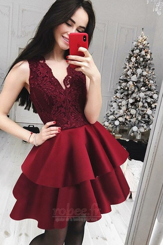 Robe de cocktail Courte Ballon Col en V Foncé A-ligne Naturel taille - Page 1