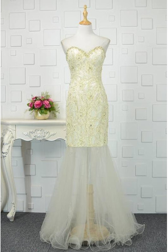 Robe de bal Moderne Sans Manches Naturel taille Ruchés Plongeants - Page 1