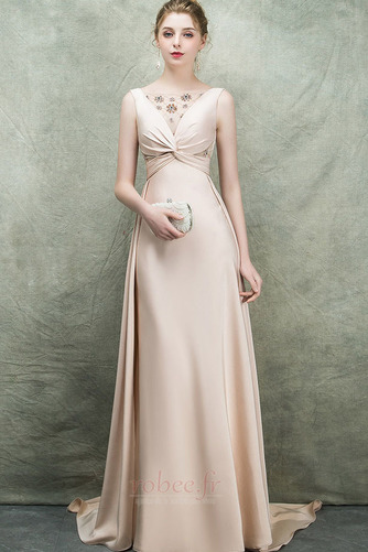 Robe de soirée aligne Col Bateau Froid Simple Mariage Manquant - Page 1