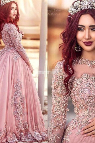 Robe de bal Fermeture à glissière gossamer Décalcomanie Petit collier circulaire - Page 1