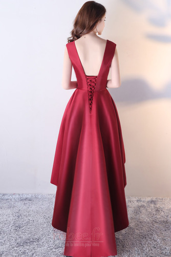 Robe de bal Formelle Froid Haut Bas Satin Asymétrique Ballon - Page 2