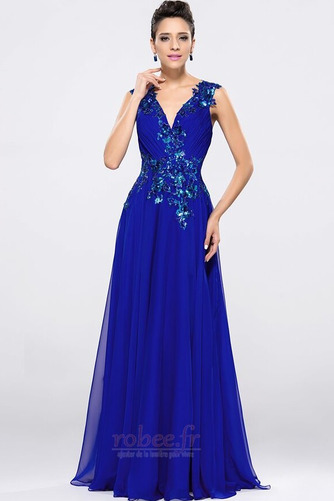 Robe de soirée Col en V Médium Naturel taille Couvert de Dentelle - Page 2