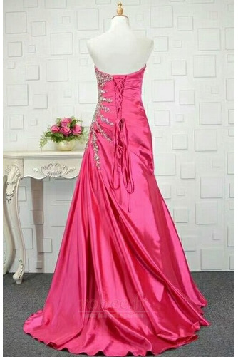 Robe de soirée Scintillait Manquant Satin Élastique Ruché Fourreau Avec Bijoux - Page 2